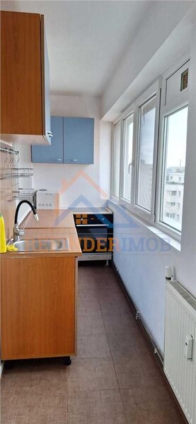 Titan, apartament 2 camere de vanzare.